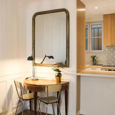 Charming T2 Near Montmartre * París